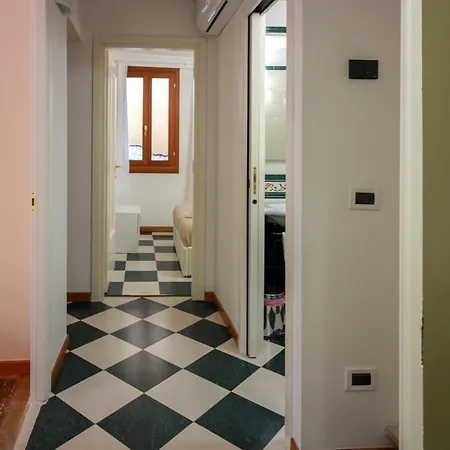Querini Tatil Evi Venedik