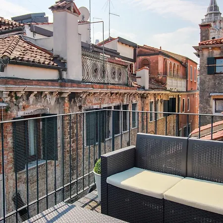 Querini Tatil Evi